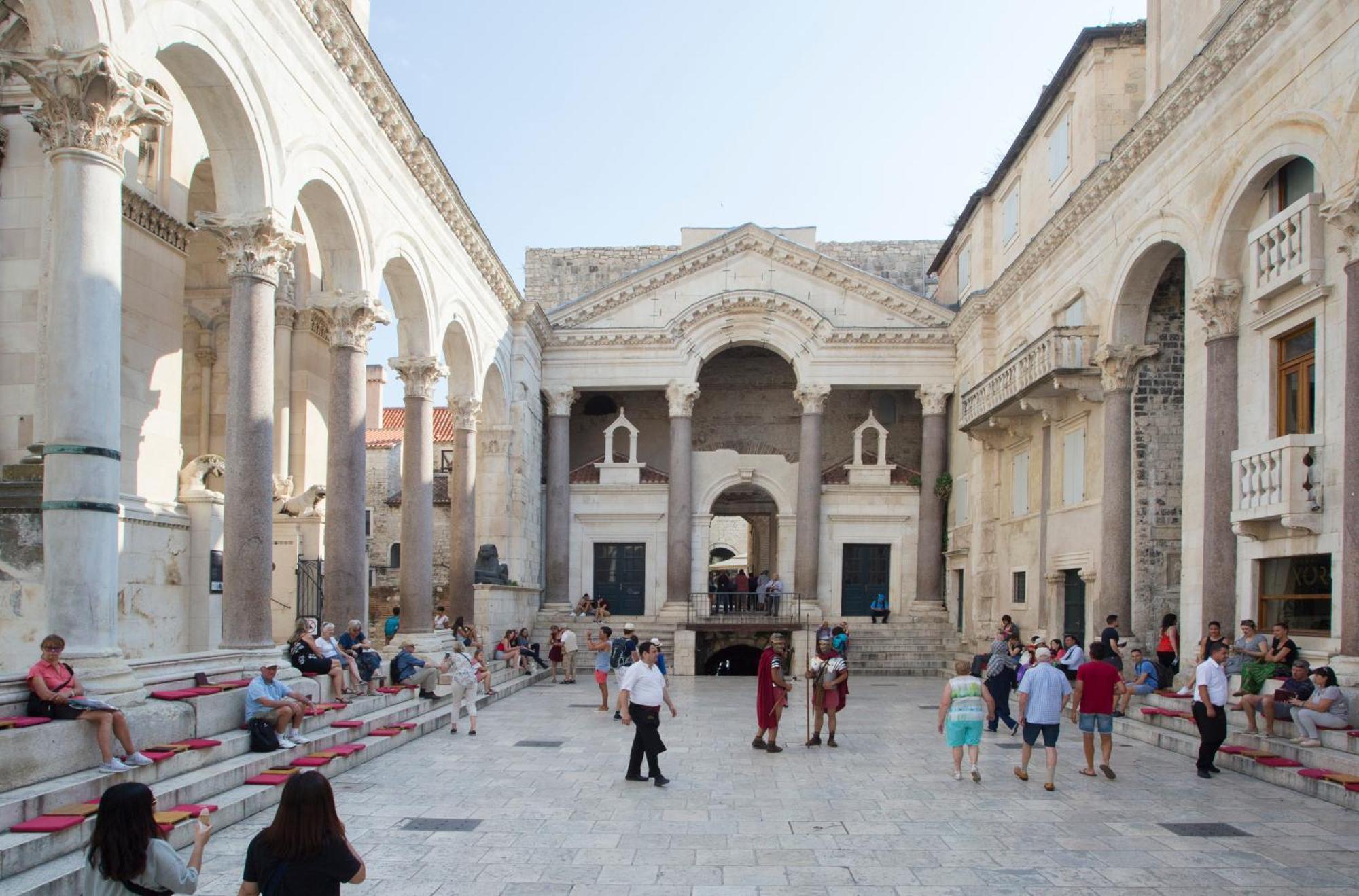 Palace Apartment Σπλιτ Εξωτερικό φωτογραφία