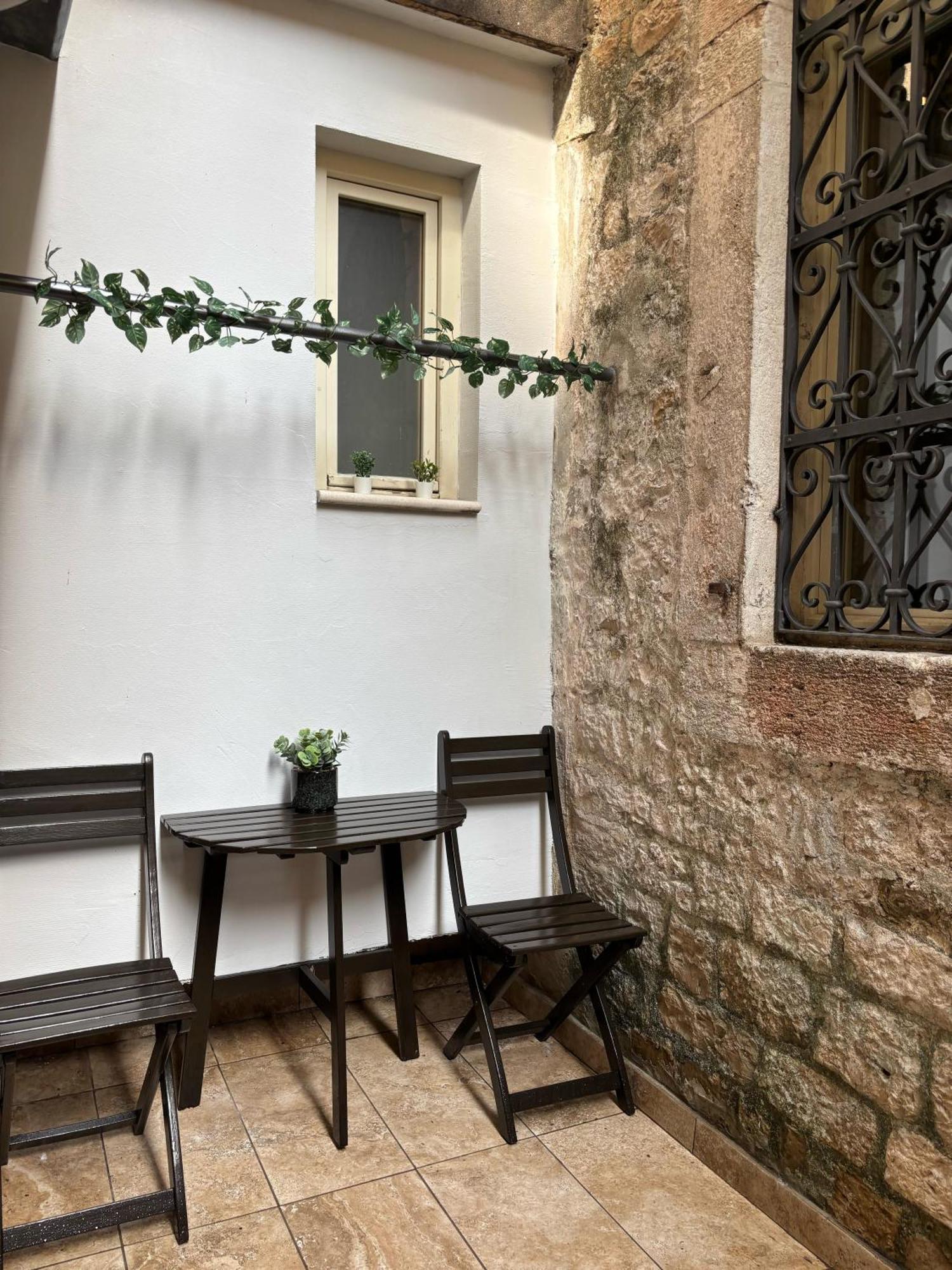 Palace Apartment Σπλιτ Εξωτερικό φωτογραφία