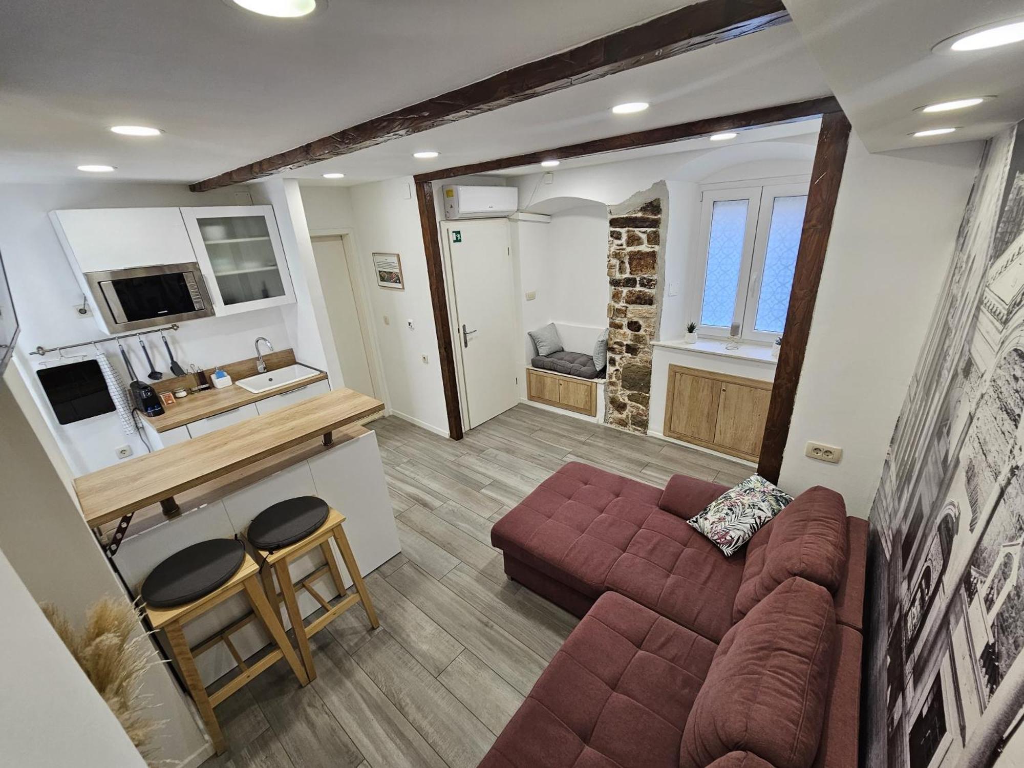 Palace Apartment Σπλιτ Εξωτερικό φωτογραφία