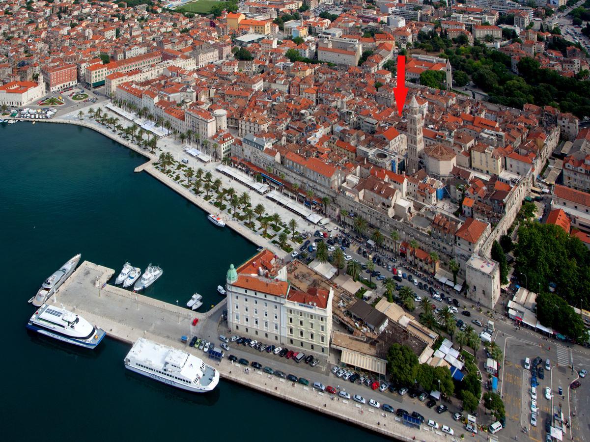 Palace Apartment Σπλιτ Εξωτερικό φωτογραφία